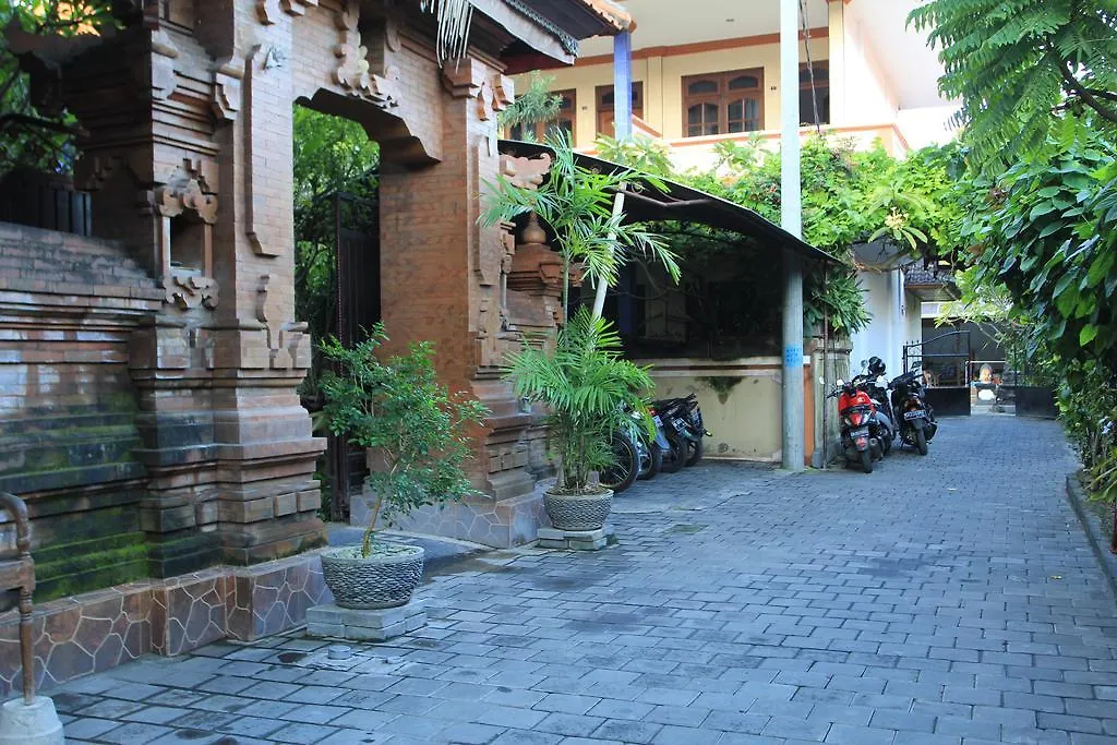 Pensión Cempaka 3 Losmen Kuta Lombok