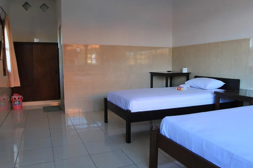 Cempaka 3 Losmen Kuta Lombok 2*,