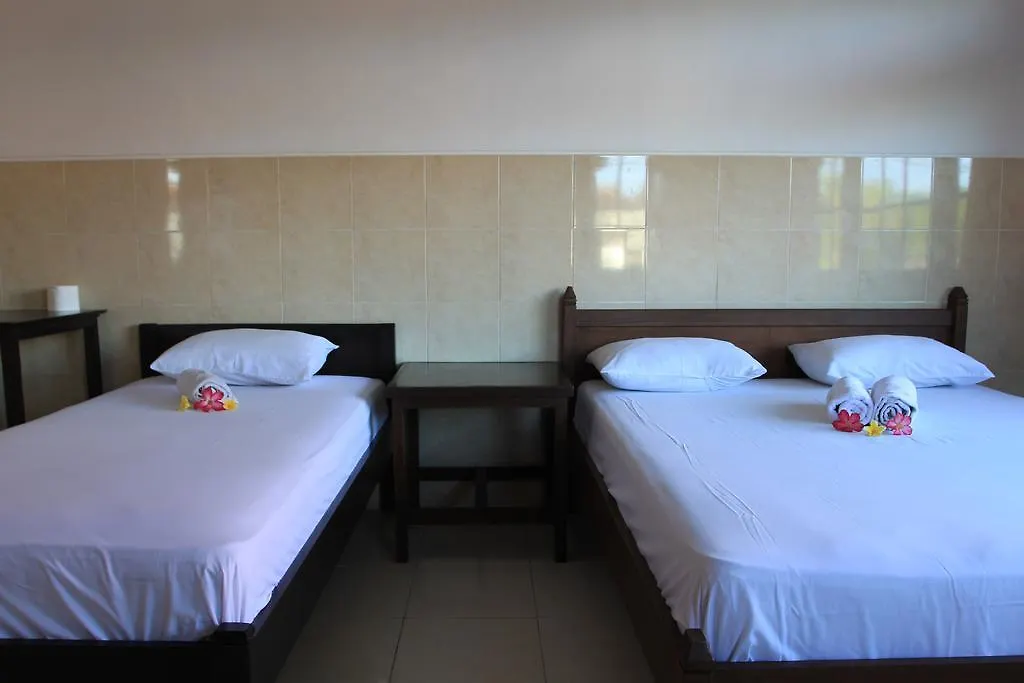 Cempaka 3 Losmen Kuta Lombok Pensión