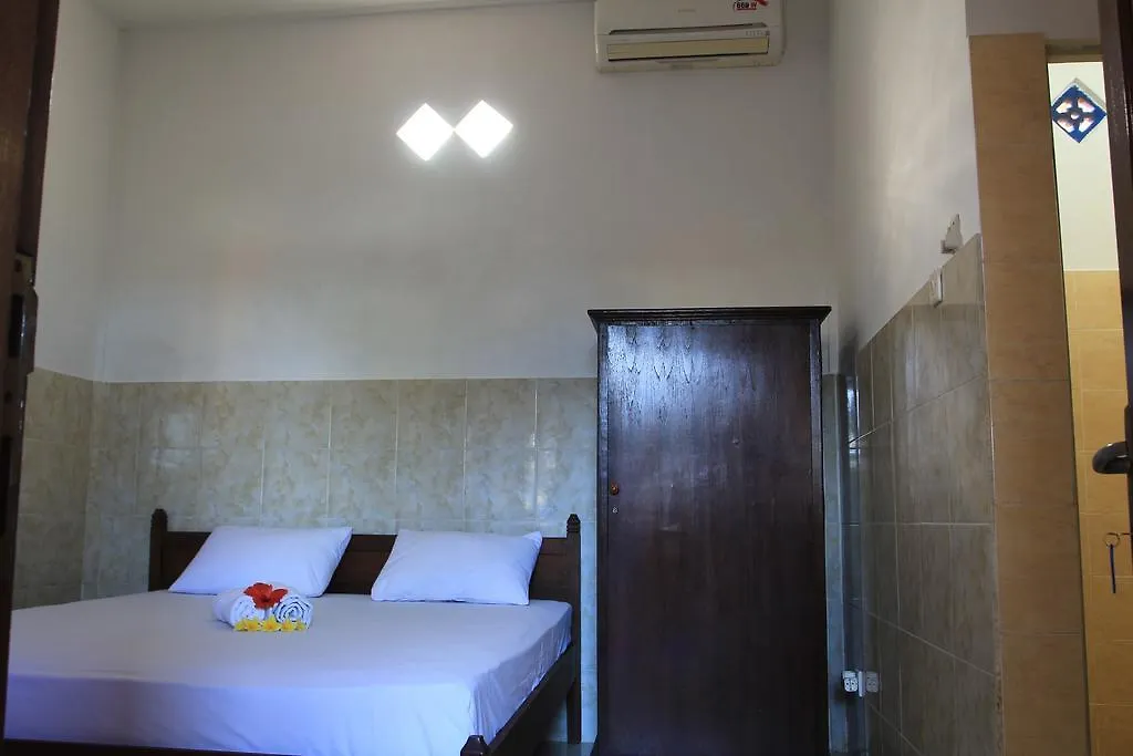 Cempaka 3 Losmen Kuta Lombok