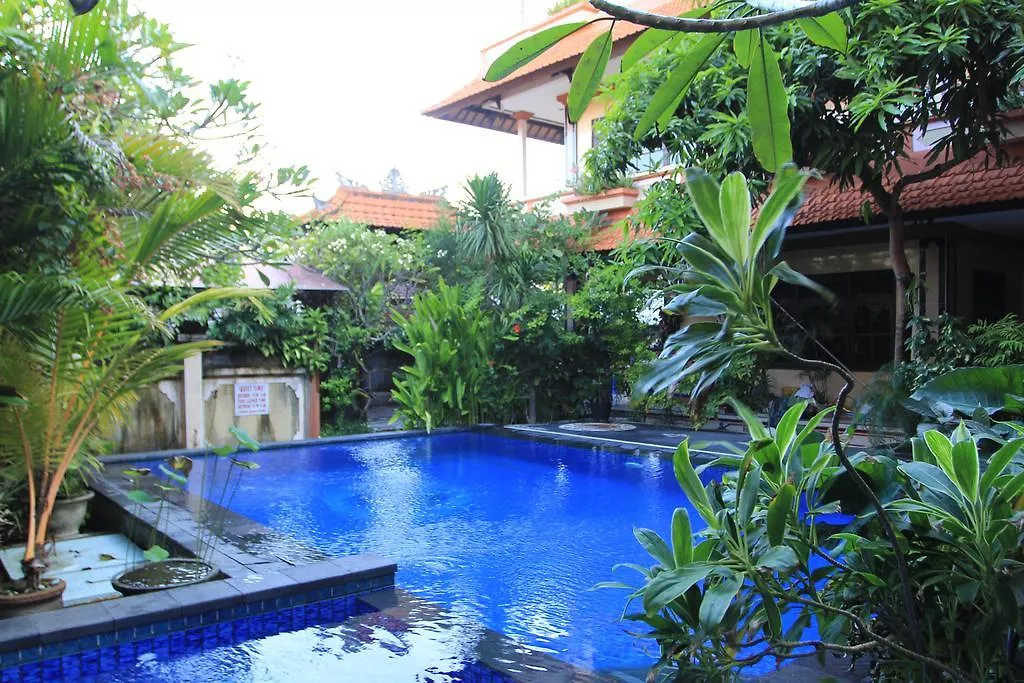Pensión Cempaka 3 Losmen Kuta Lombok